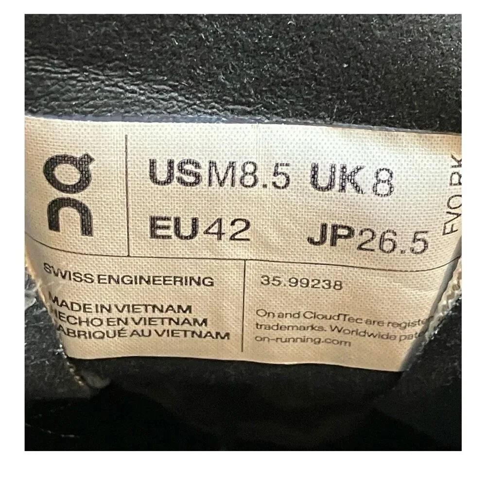 On Running Sneakers Mens 8.5 Cloudflow Black Asphalt Helion Athletic‎ 35.99238